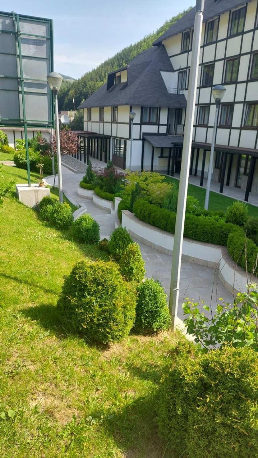 Falling Star Apartman Brzeće Exterior foto
